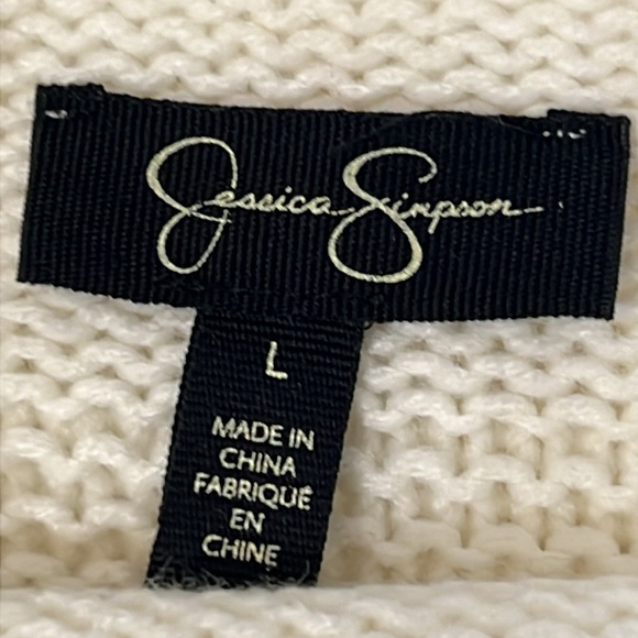 JESSICA SIMPSON Ivory Chunky Knit Funnel Neck Bell Sleeve Sweater Size Large - Picture 9 of 15
